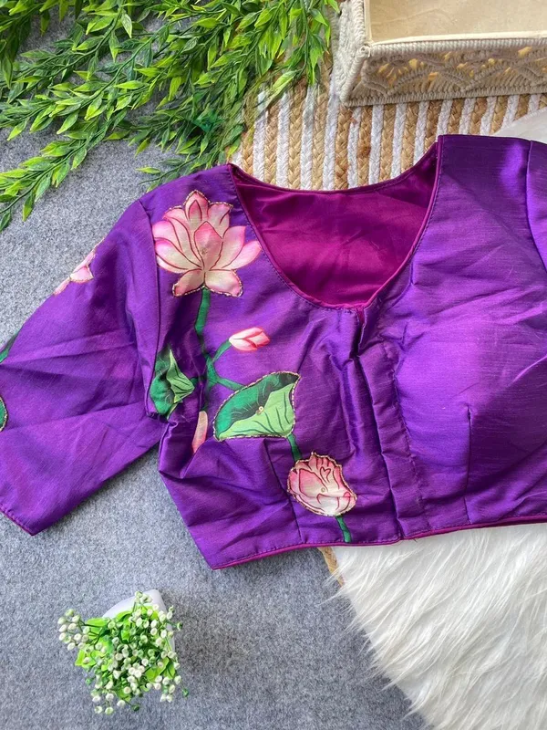 Designer_Ethnic_Blouse_with_Floral_Artwork