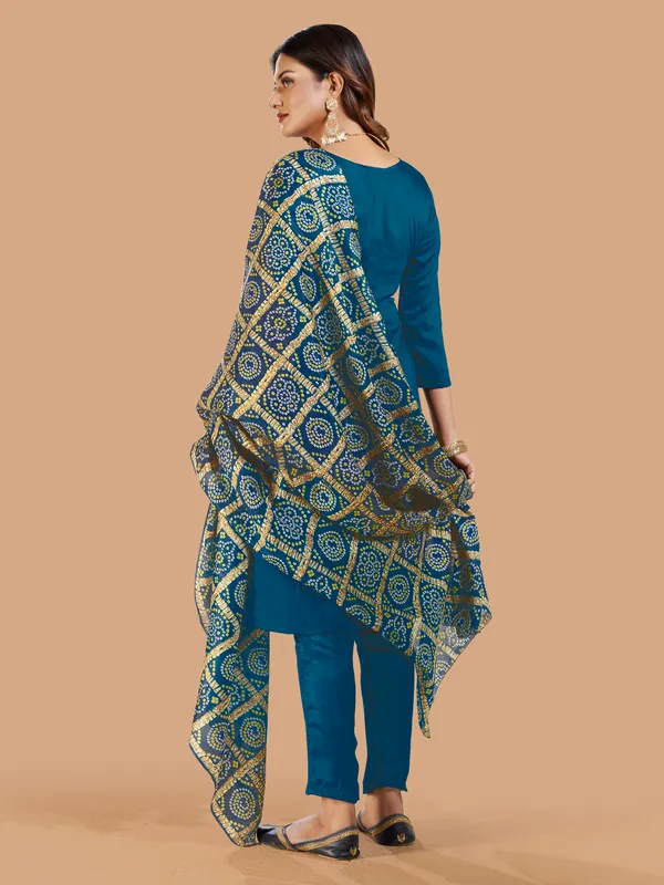 Designer_Ethnic_Suit_Fabric_Set_with_Thread_Embroidery_and_Bandhej_Dupatta