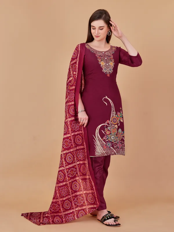 Designer_Ethnic_Suit_Fabric_Set_with_Thread_Embroidery_and_Bandhej_Dupatta