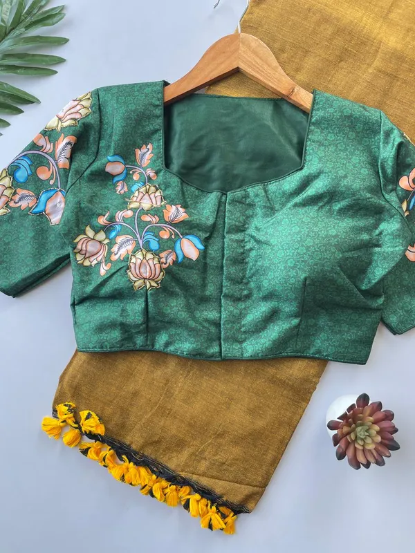 Designer_Handwork_Crafted_Blouse_with_Khadi_Cotton_Saree