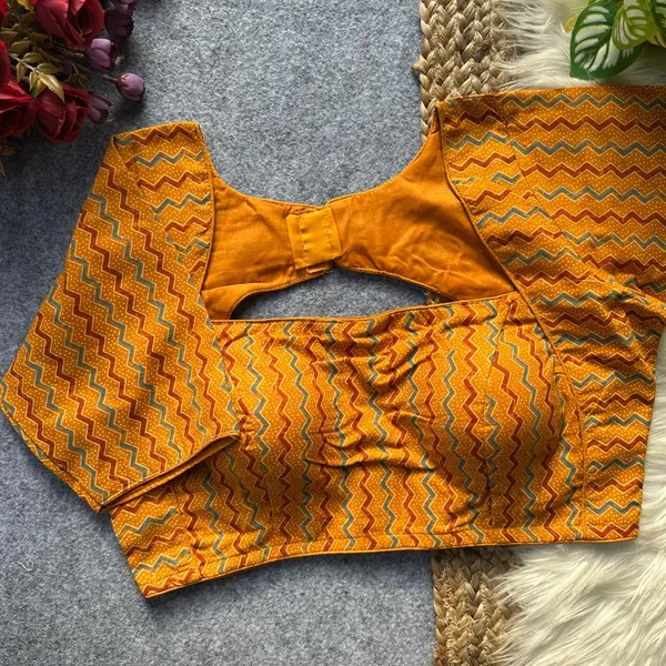 Elegant_Ajrakh_Print_Cutout_Back_Blouse