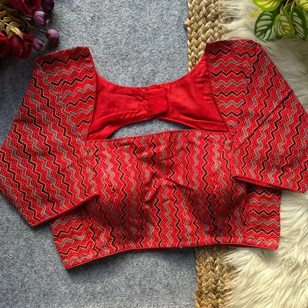 Elegant_Ajrakh_Print_Cutout_Back_Blouse