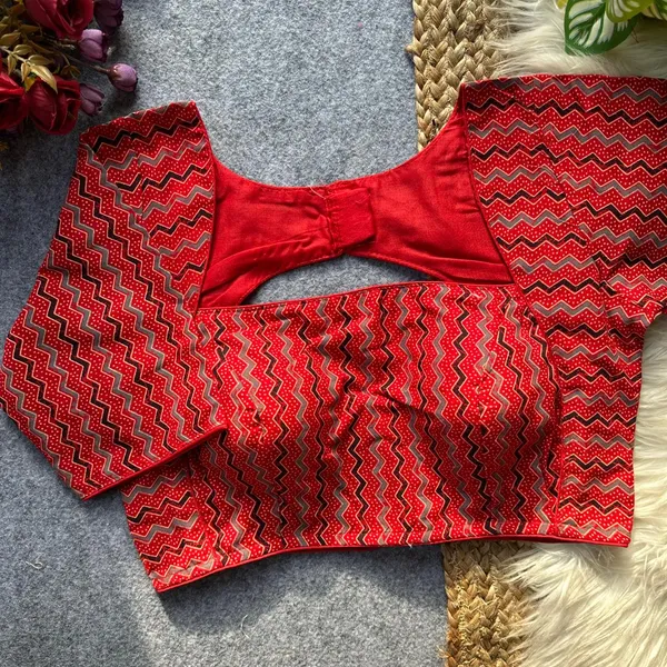 Elegant_Ajrakh_Print_Cutout_Back_Blouse