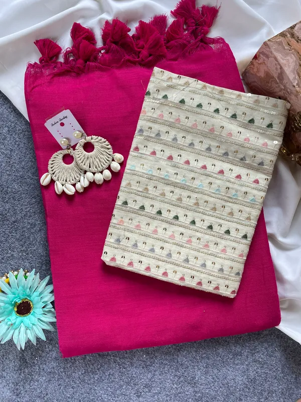 Elegant_Embroidery_Statement_Blouse_with_Saree