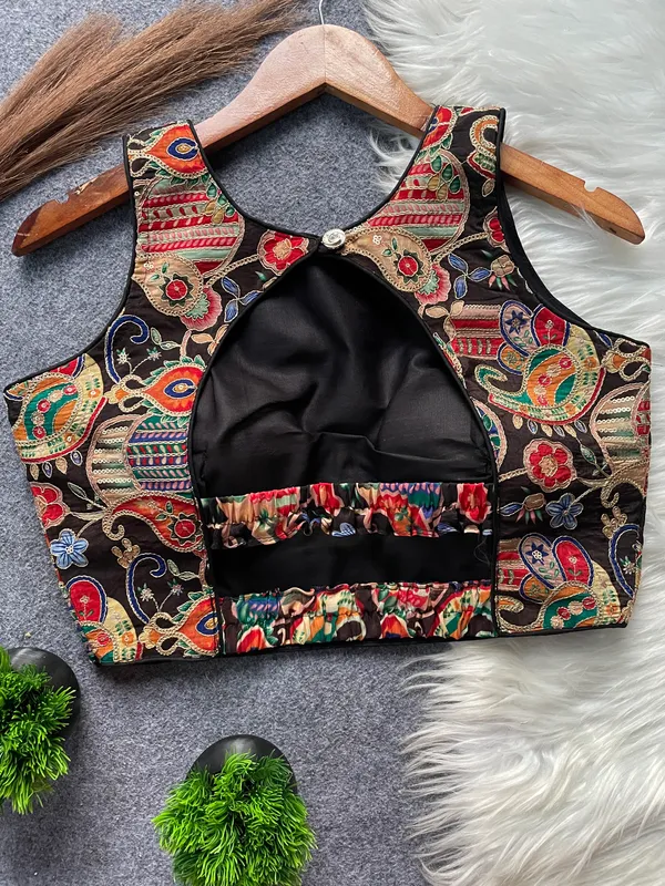 Elegant_Ethnic_Blouse_Collection