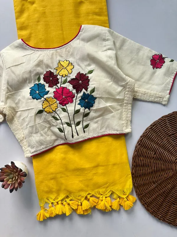 Elegant_Khadi_Cotton_Saree_&_Flexi_Fit_Blouse