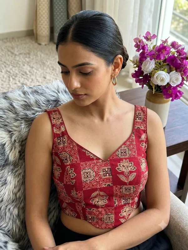 Ethnic_Charm_Sleeveless_Ajrakh_Blouse