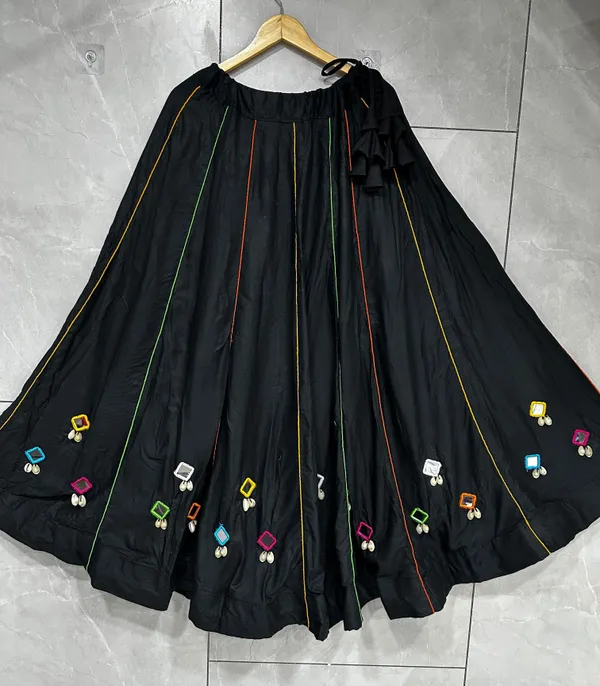 Ethnic_Lehenga_Choli_with_Mirror_Detailing_For_Navratri