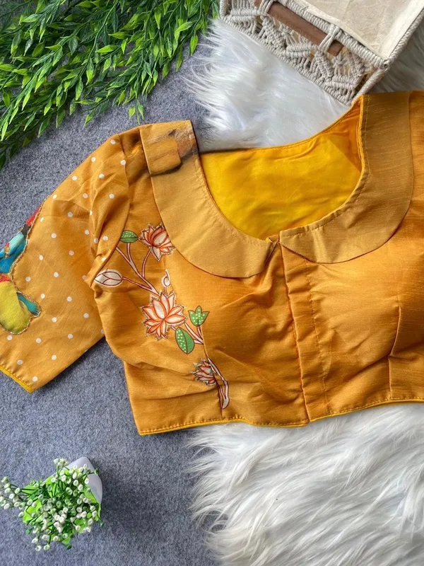 Ethnic_Wear_Krishna_Print_Blouse