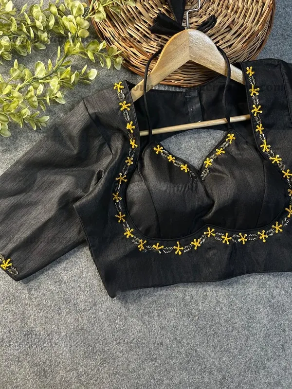 Evaluate_Halter_Neck_Heavy_Banglori_Handcrafted_Work_from_Front_And_Back_of_the_blouse_