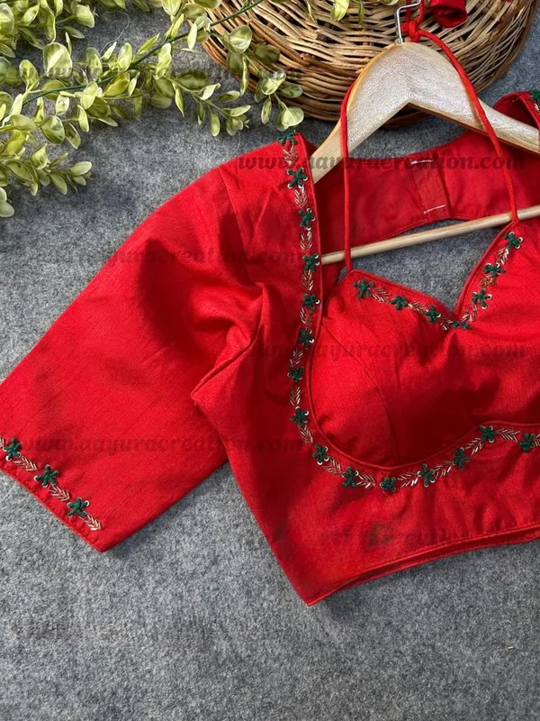 Evaluate_Halter_Neck_Heavy_Banglori_Handcrafted_Work_from_Front_And_Back_of_the_blouse_