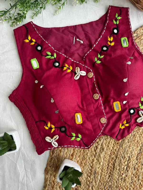 Handcrafted_Koti-Style_Fusion_Navratri__Blouse