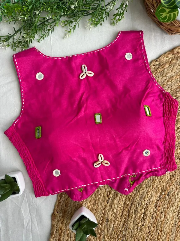 Handcrafted_Koti-Style_Fusion_Navratri__Blouse