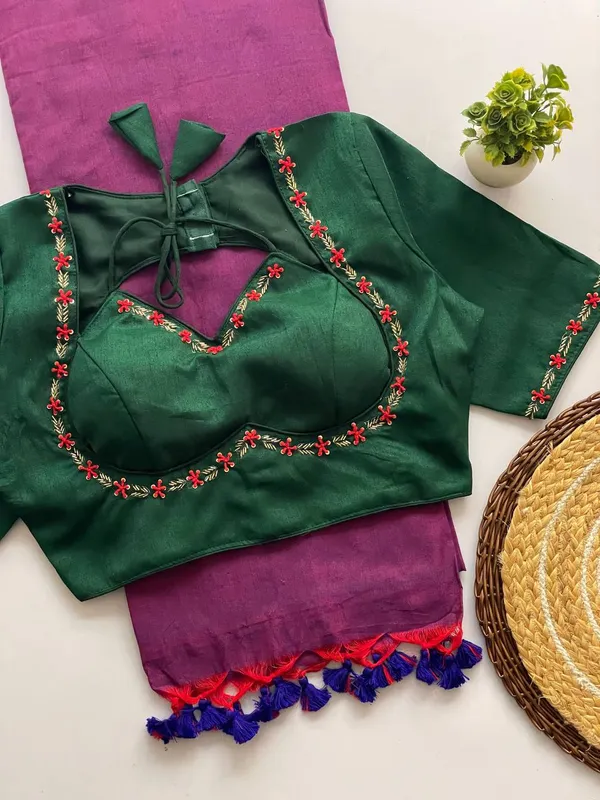 Handloom_Khadi_Saree_with_a_Handcrafted_Silk_Blouse