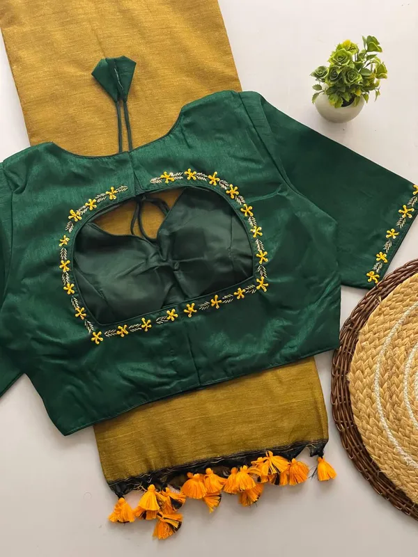 Handloom_Khadi_Saree_with_a_Handcrafted_Silk_Blouse