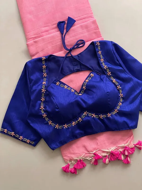 Handloom_Khadi_Saree_with_a_Handcrafted_Silk_Blouse
