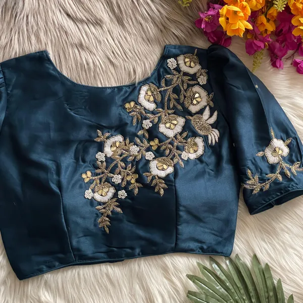 Handmade_Zardosi_Work_Pure_Silk_Boutique_Blouse