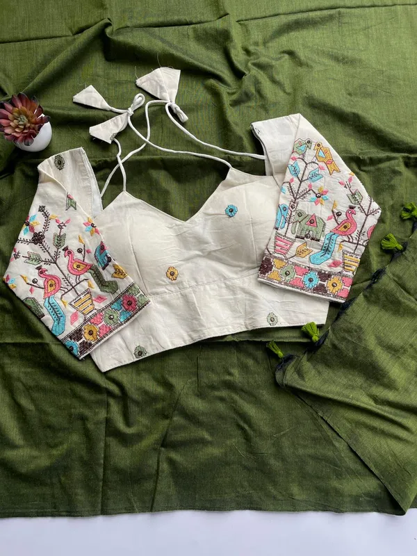 Khadi_cotton_saree_with_an_embroidered_blouse