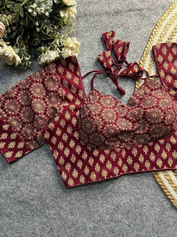 Perfectly_stitched_Ajrakh_print_blouses_that_complete_your_saree.