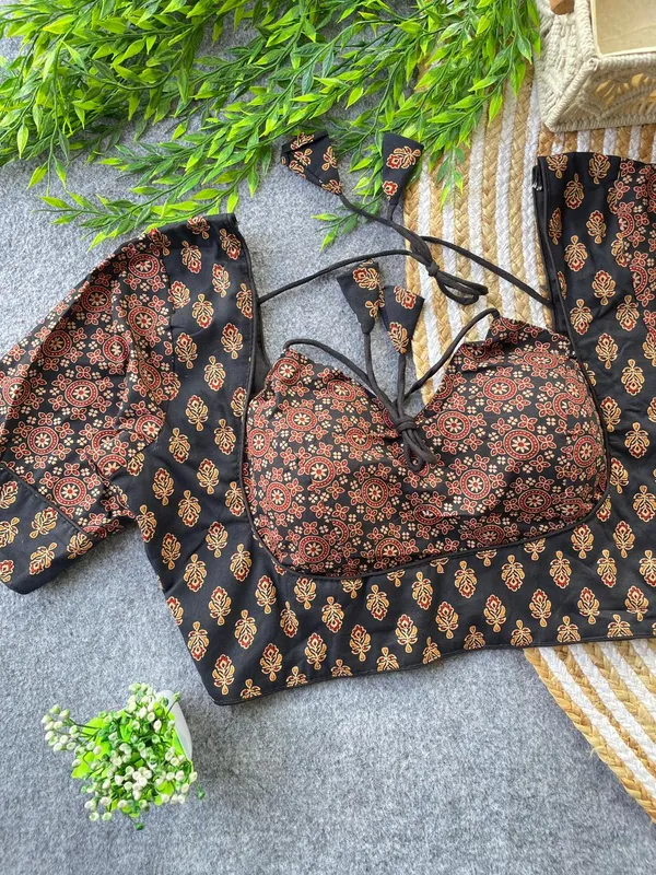 Perfectly_stitched_Ajrakh_print_blouses_that_complete_your_saree.