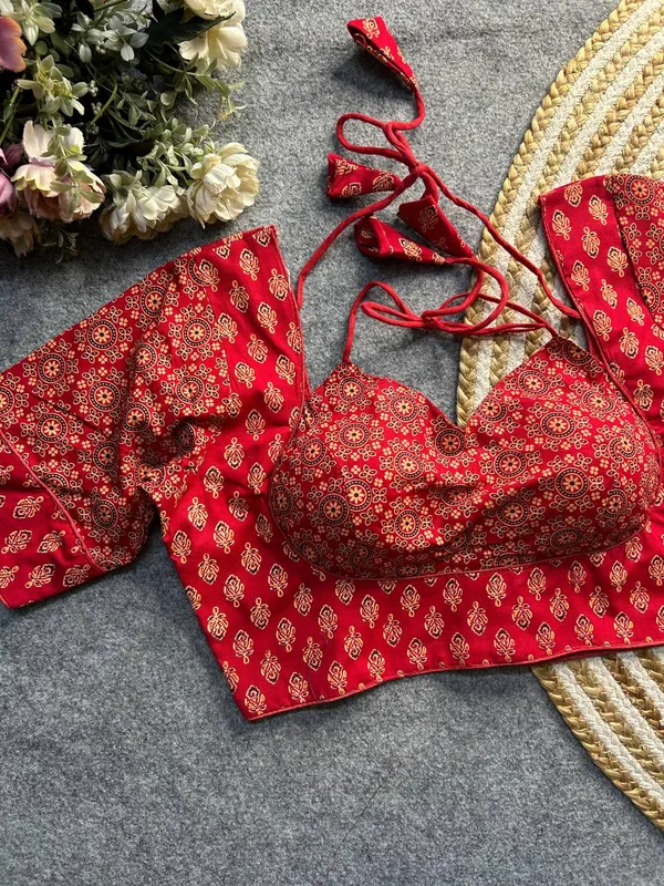 Perfectly_stitched_Ajrakh_print_blouses_that_complete_your_saree.