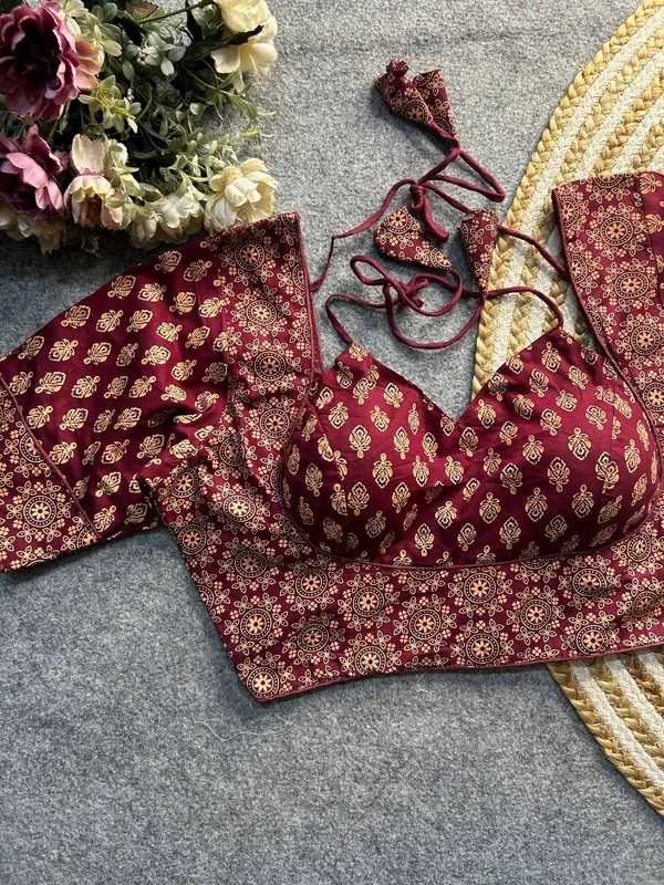 Perfectly_stitched_Ajrakh_print_blouses_that_complete_your_saree.