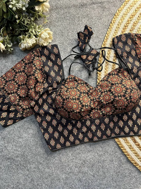 Perfectly_stitched_Ajrakh_print_blouses_that_complete_your_saree.