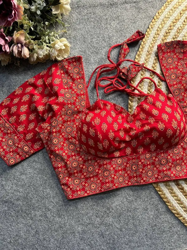 Perfectly_stitched_Ajrakh_print_blouses_that_complete_your_saree.