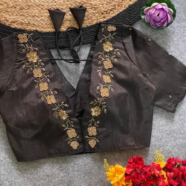 Presenting_Beautiful_Pure_Silk_Handcrafted_work_in_all_over_Designer_Blouse