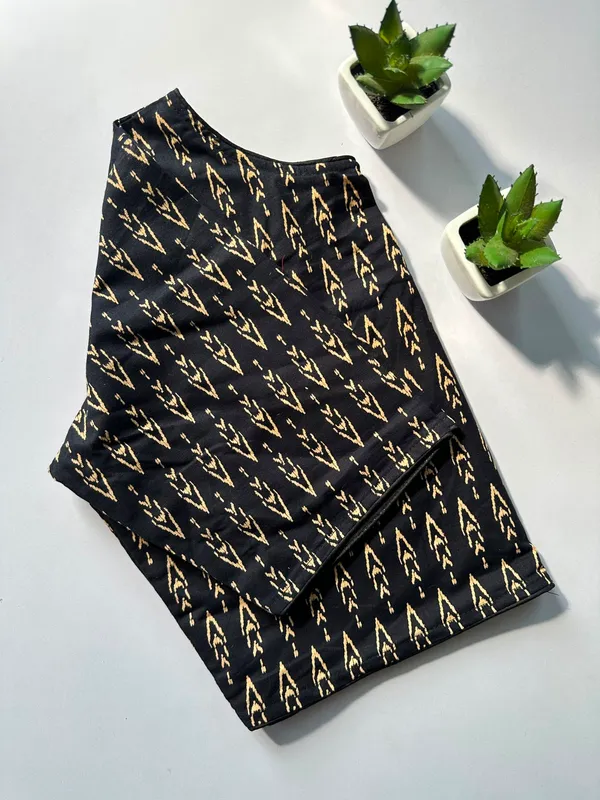 Comfortable_Traditional_Wear