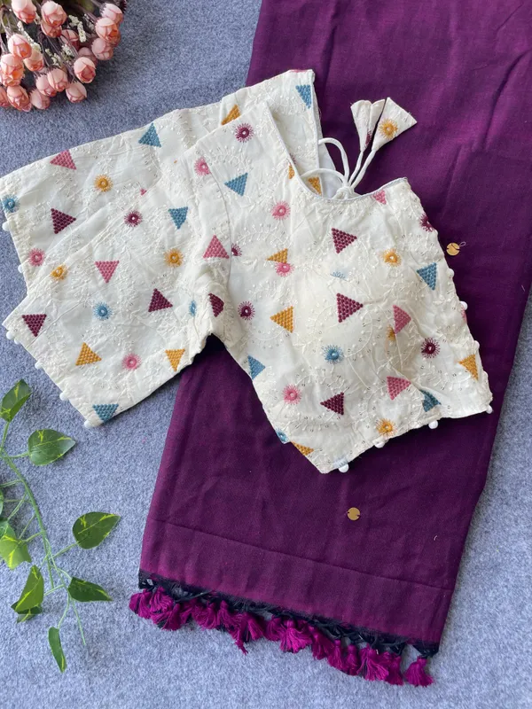 Where_subtle_patterns_meet_timeless_style,_paired_with_a_blouse_that_stands_out.