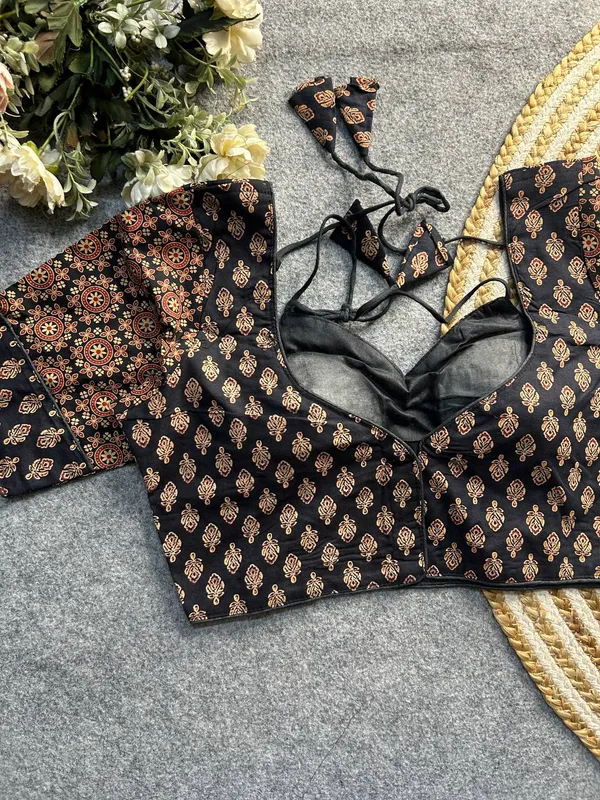 Perfectly_stitched_Ajrakh_print_blouses_that_complete_your_saree.