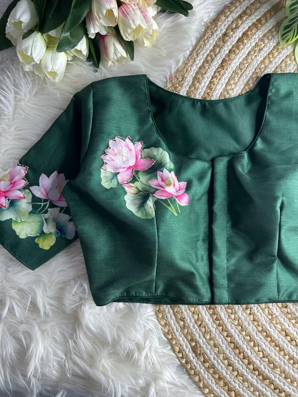 print_and_handwork_of_pink_lotus_flowers_and_green_leaves_across_the_back_and_sleeves