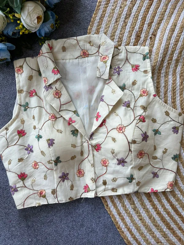 Patterned_Collared_Crop_Top_blouse