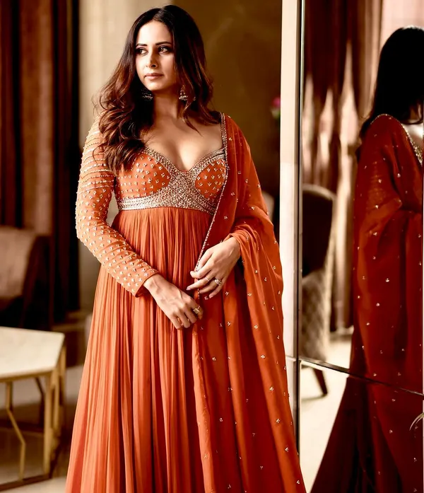 Orange_Georgette_Gown_Set_For_Women