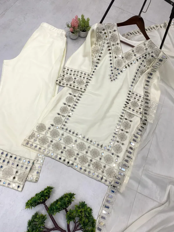 Off_White_Georgette_Kurta_Set_For_Women