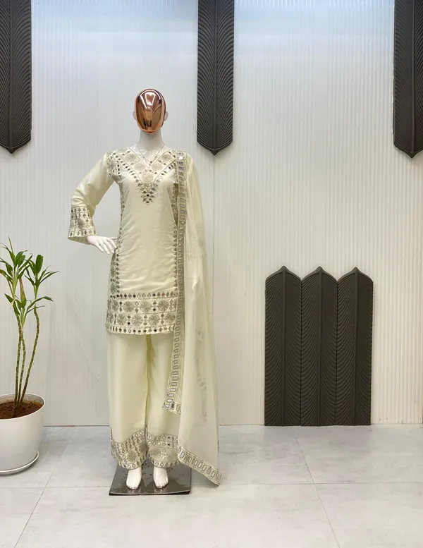 Off_White_Georgette_Kurta_Set_For_Women