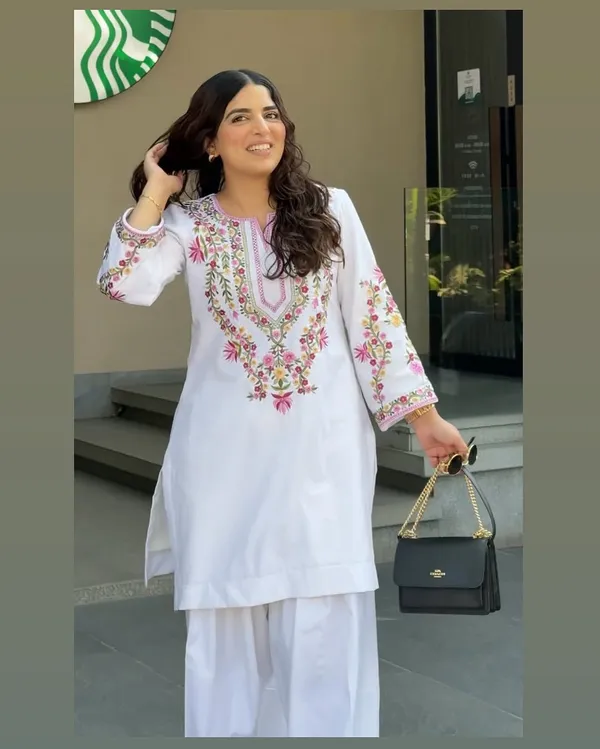 White_Micro_Cotton_Kurta_Set_For_Women