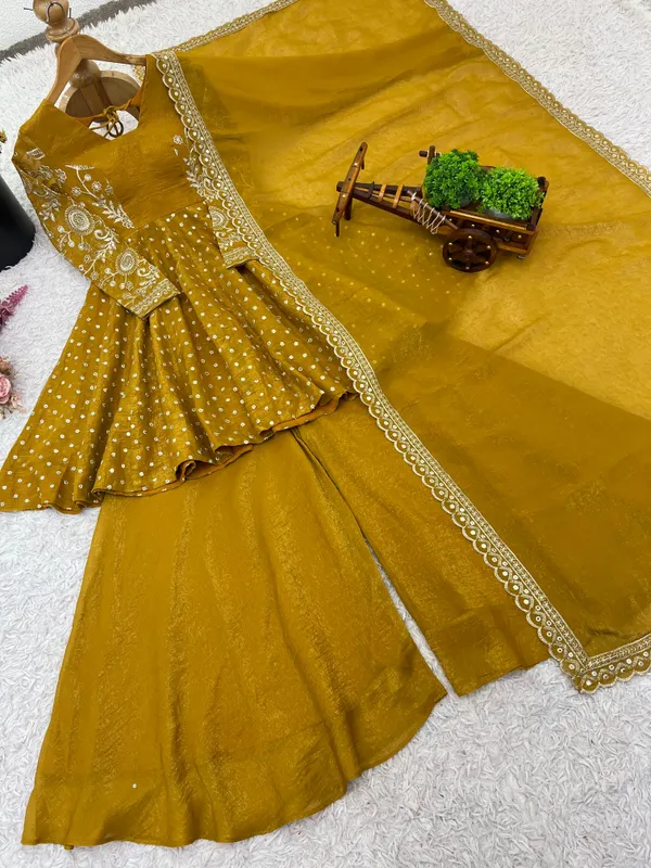 Women's_classics_sarara_set