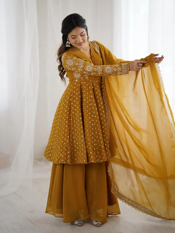 Women's_classics_sarara_set