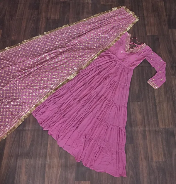 Women's_gwon_with_dupatte