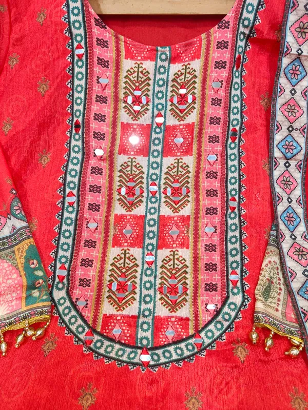 Women's_ivory_pakistani_suits