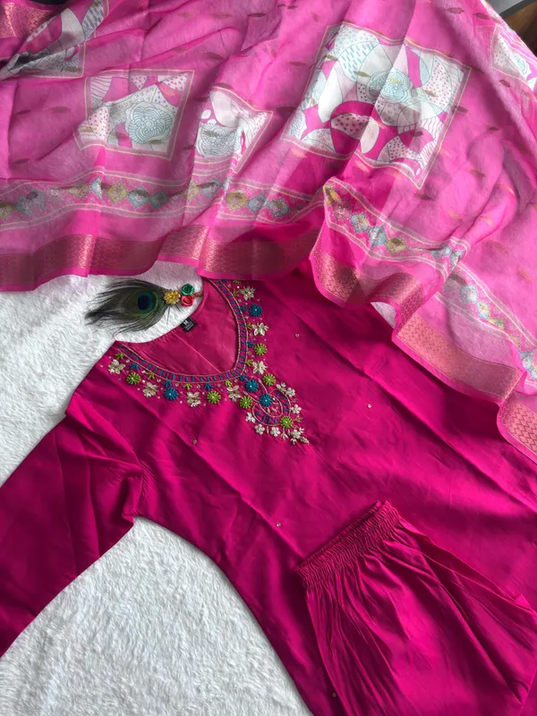 Pink_Roman_Silk_Kurta_Set_For_Women