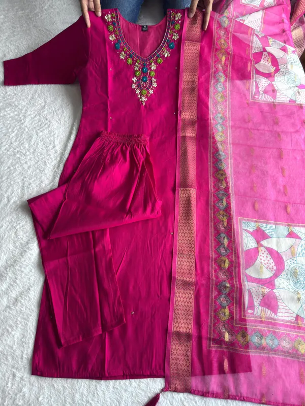 Pink_Roman_Silk_Kurta_Set_For_Women