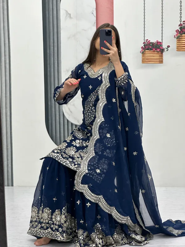 Women's_pakistani_sarara_set