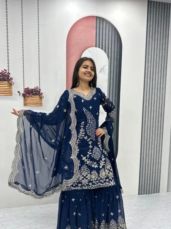 Women's_pakistani_sarara_set