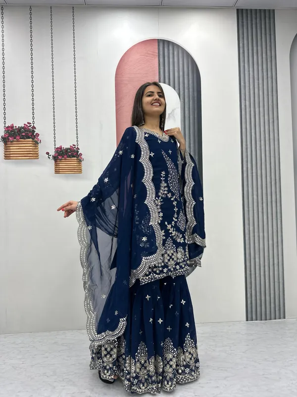 Women's_pakistani_sarara_set
