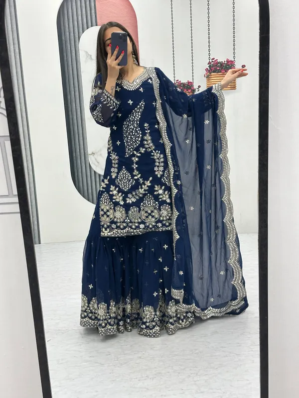 Women's_pakistani_sarara_set