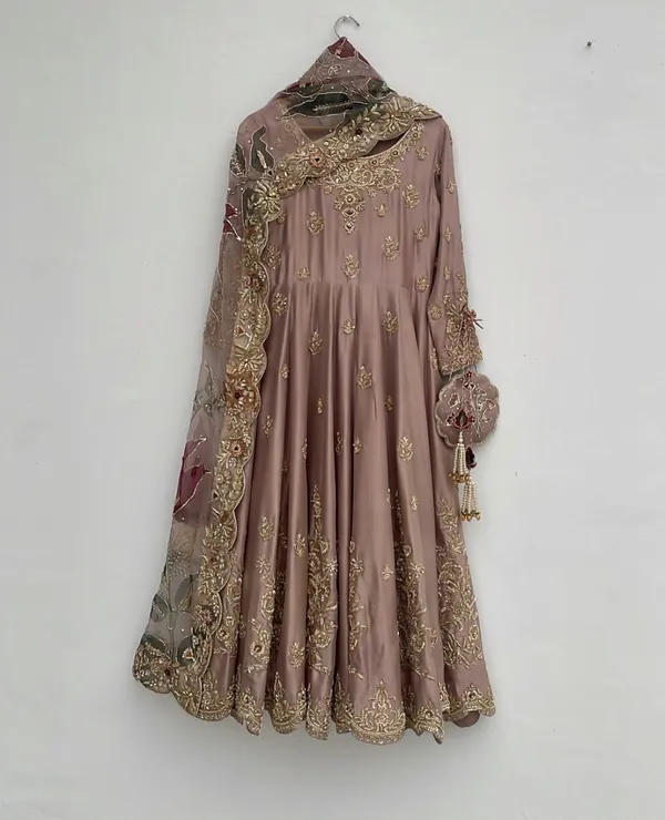 Baby_Pink_Chinon_Pakistani_Suit_For_Women