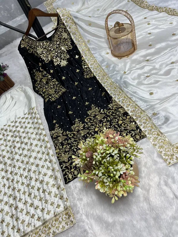 Black_Chinon_Silk_Pakistani_Suit_For_Women